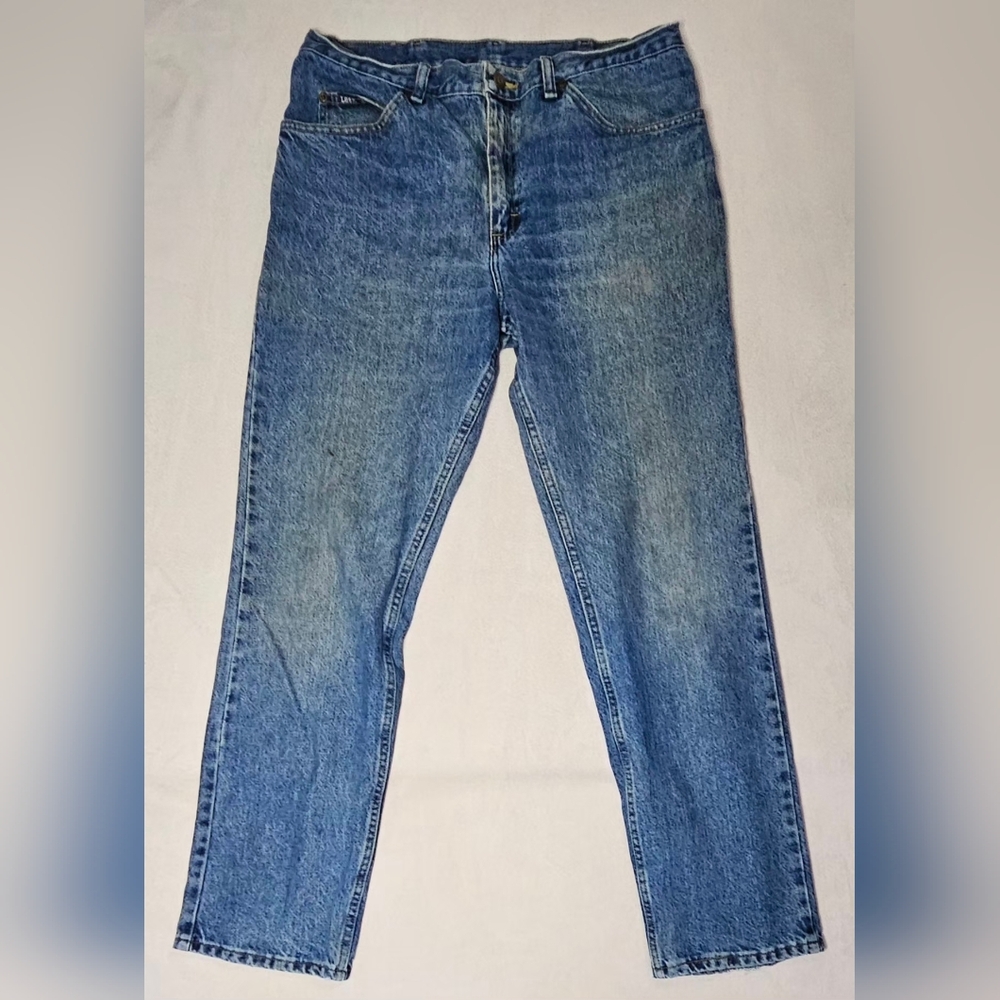 Vintage Men’s Lee Jeans | Broken-In Denim | Rugged Cowboy Workwear 36X32